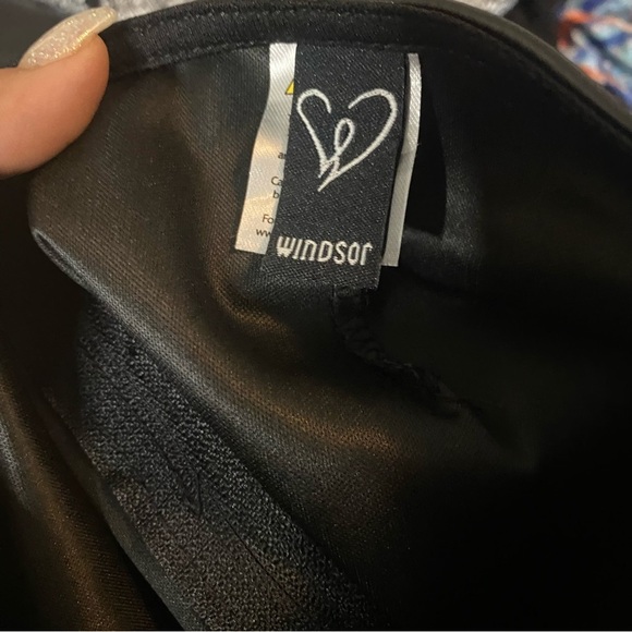 Windsor Black Leather Side Scrunch Open Slit Zipper back Mini Skirt - Picture 8 of 8